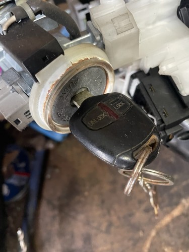 Mitsubishi l200 ignition key - l200,