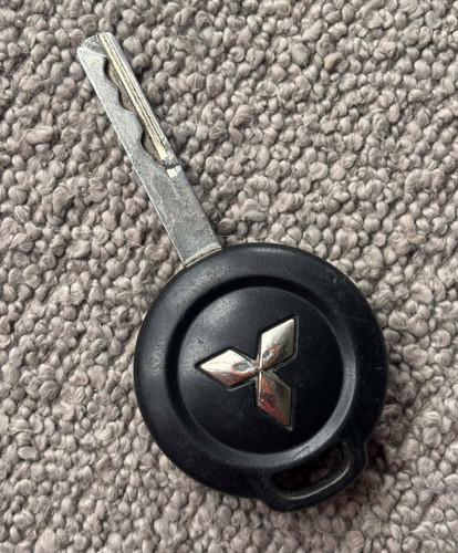 Genuine mitsubishi button - mitsubishi,