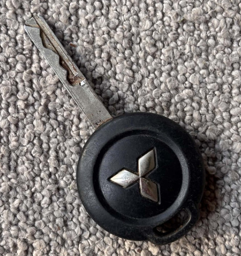 Genuine mitsubishi button - mitsubishi,